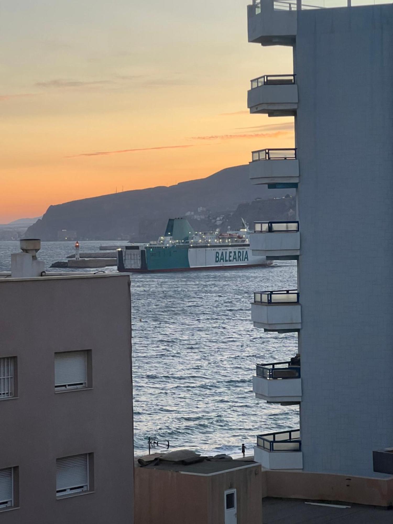 Paseo Maritimo Almeria Zapillo Daniel Ngoại thất bức ảnh